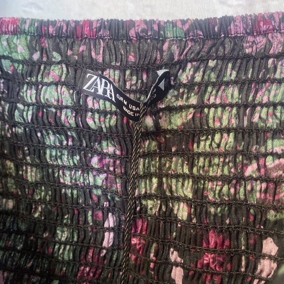 Zara Black Pink Floral Long Sleeve Cropped Top Size Medium & Large - Picture 6 of 13